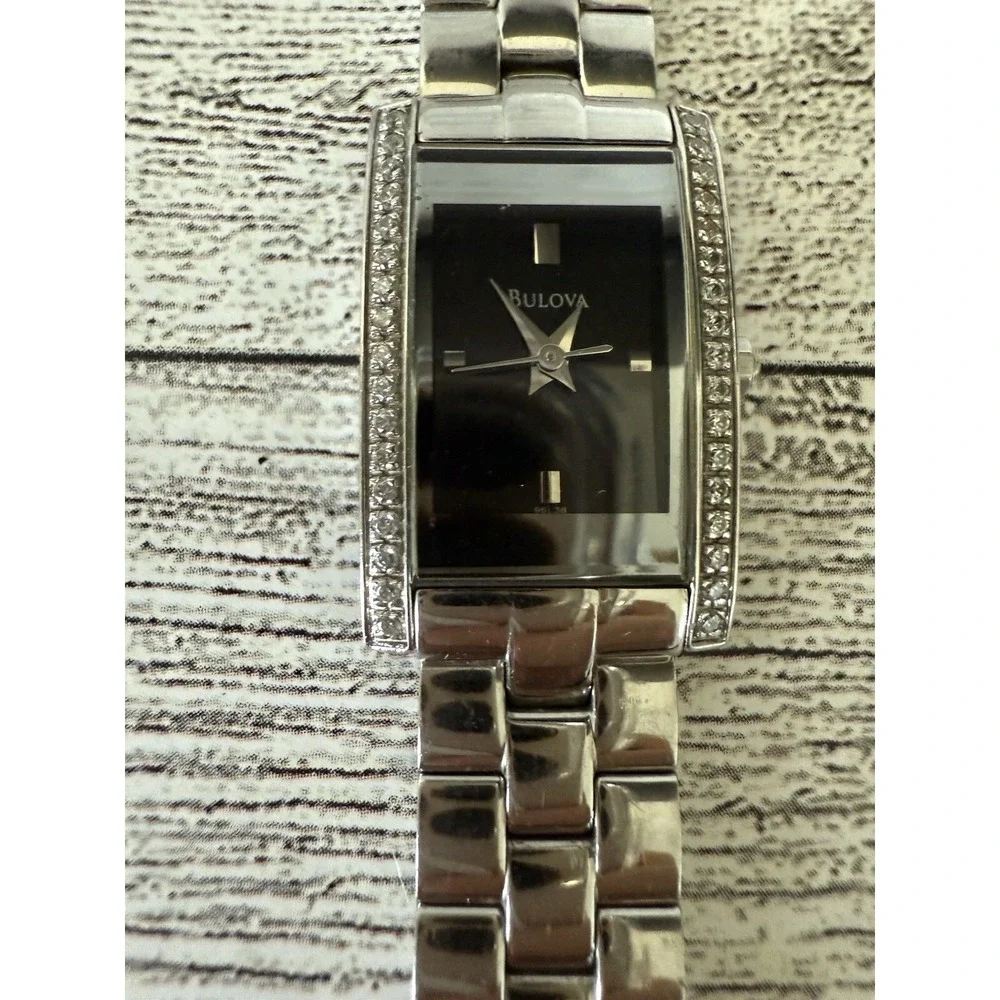 Bulova‎ Dress Watch Womens OS Silver Black Dial Crystal Bezel Stainless Steel